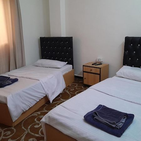 Hamoudah Hotel Amman Extérieur photo