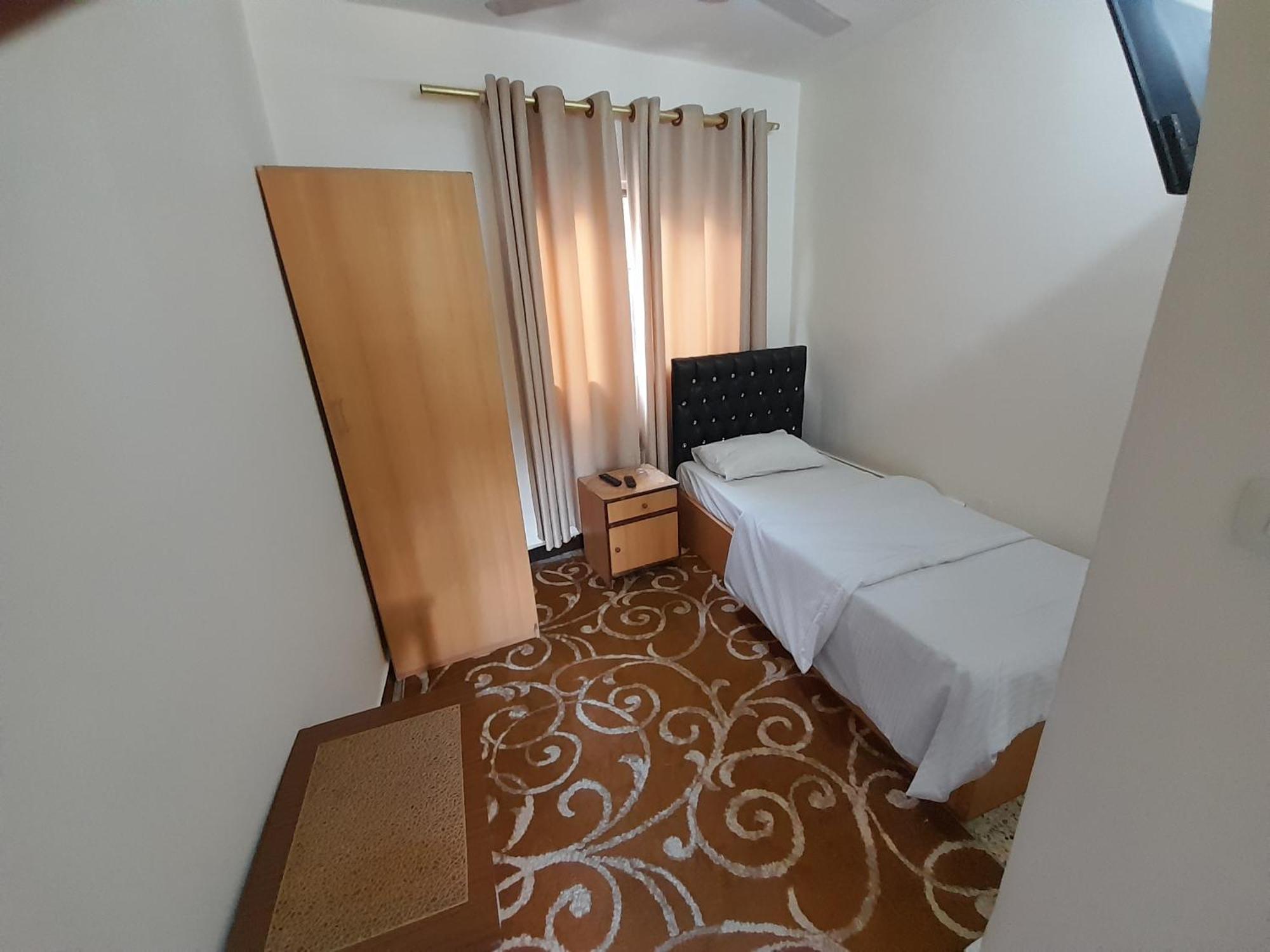 Hamoudah Hotel Amman Extérieur photo