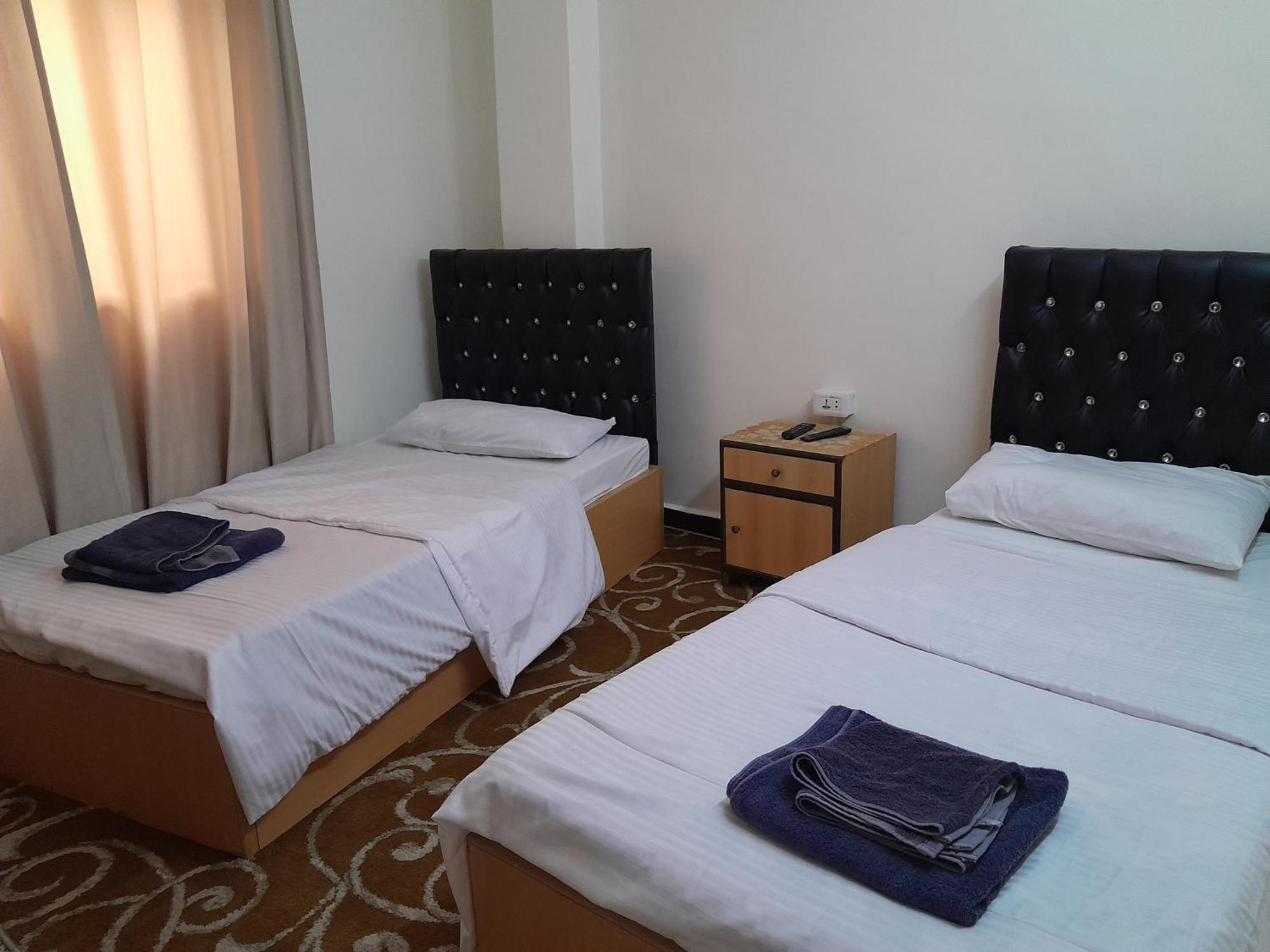 Hamoudah Hotel Amman Extérieur photo